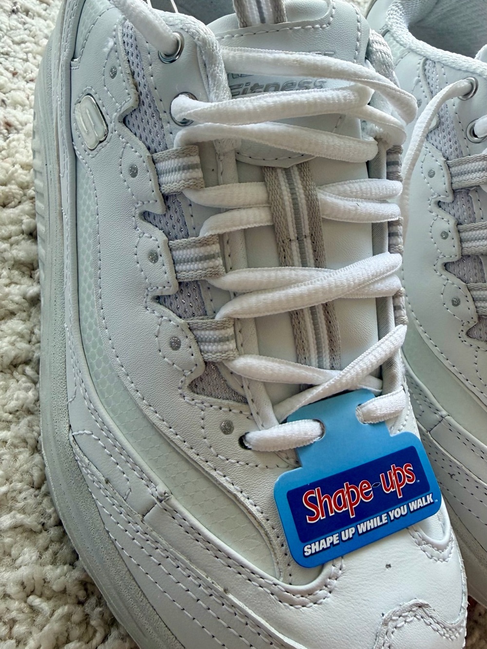 Skechers Shape-ups - Picture 8 of 12